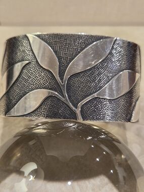 James Avery Flourishing Vine Sterling Silver Cuff Bracelet Retired